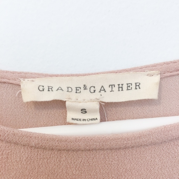 Chrissy Ruffle Top - Picture 5 of 8